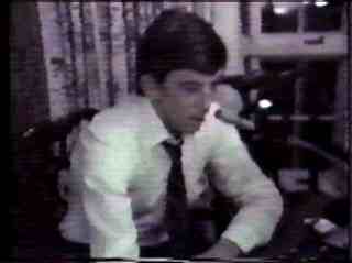 this_bud_is_4me44s.jpg (14981 bytes)