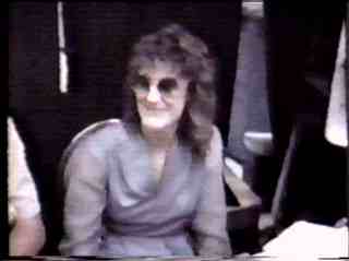 this_bud_is_4me89s.jpg (14946 bytes)